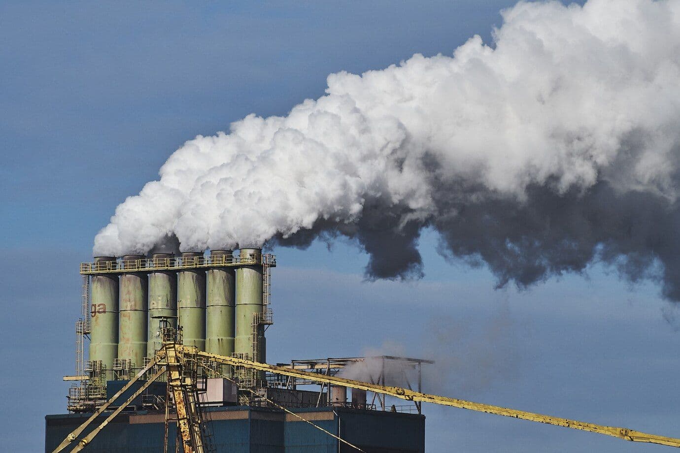 Research: European ESG Funds Invested Over €123B in Fossil Fuels