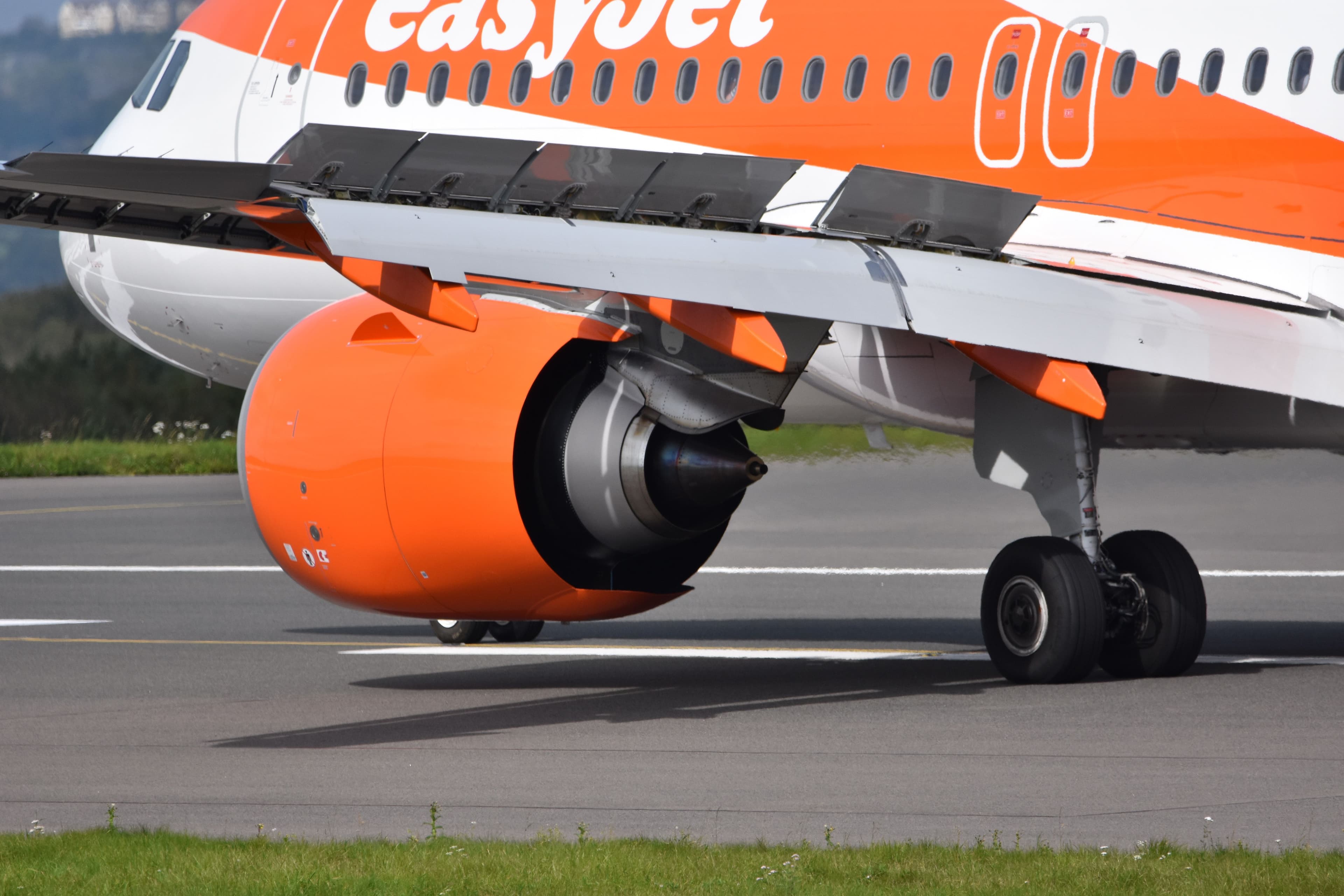 easyJet Updates Sustainability Strategy, Aims to Reduce Carbon Emissions by 35% by 2035