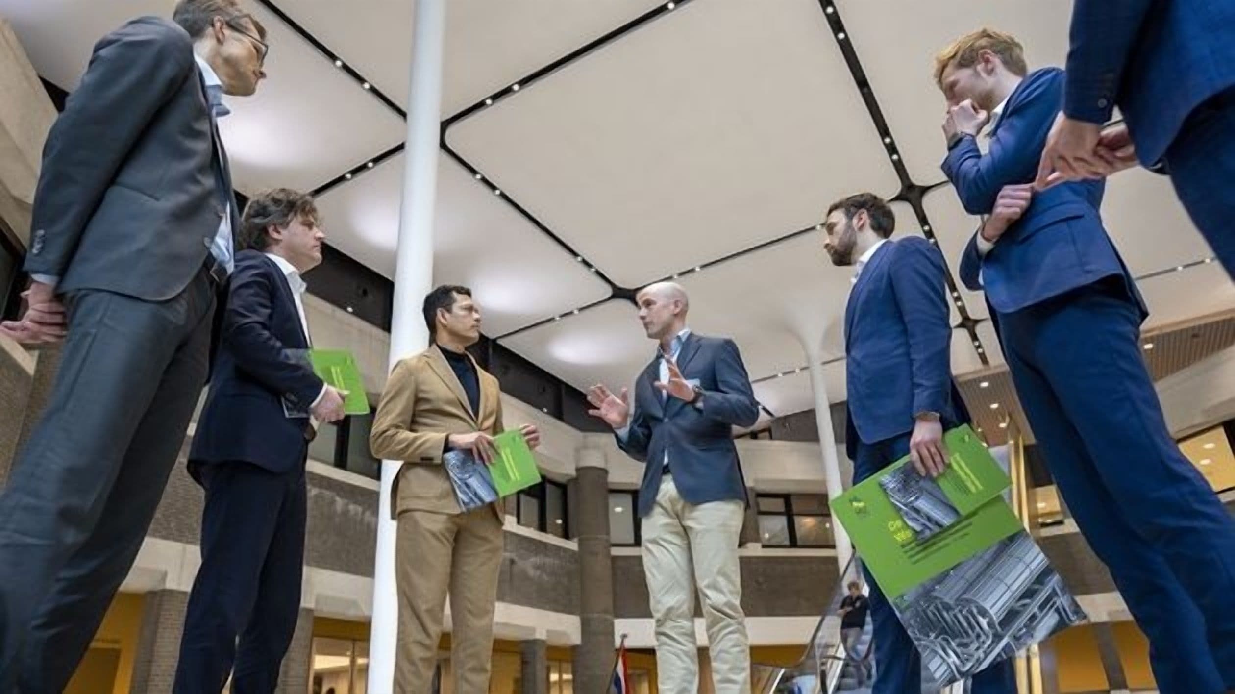 Rotterdam Welcomes Hydrogen Manufacturing Industry