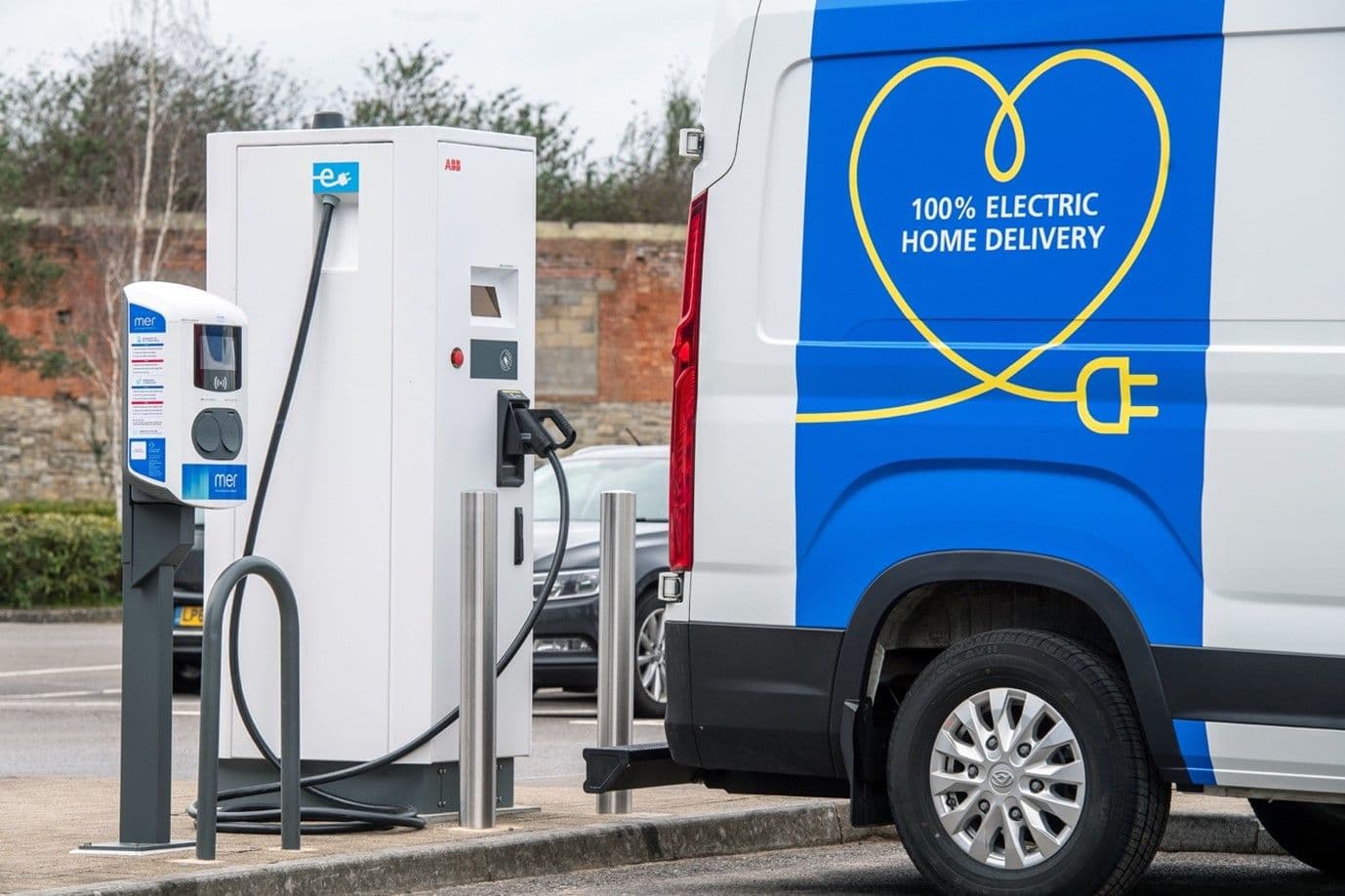 Ikea Investing £4.5m to Charge Electric Fleet
