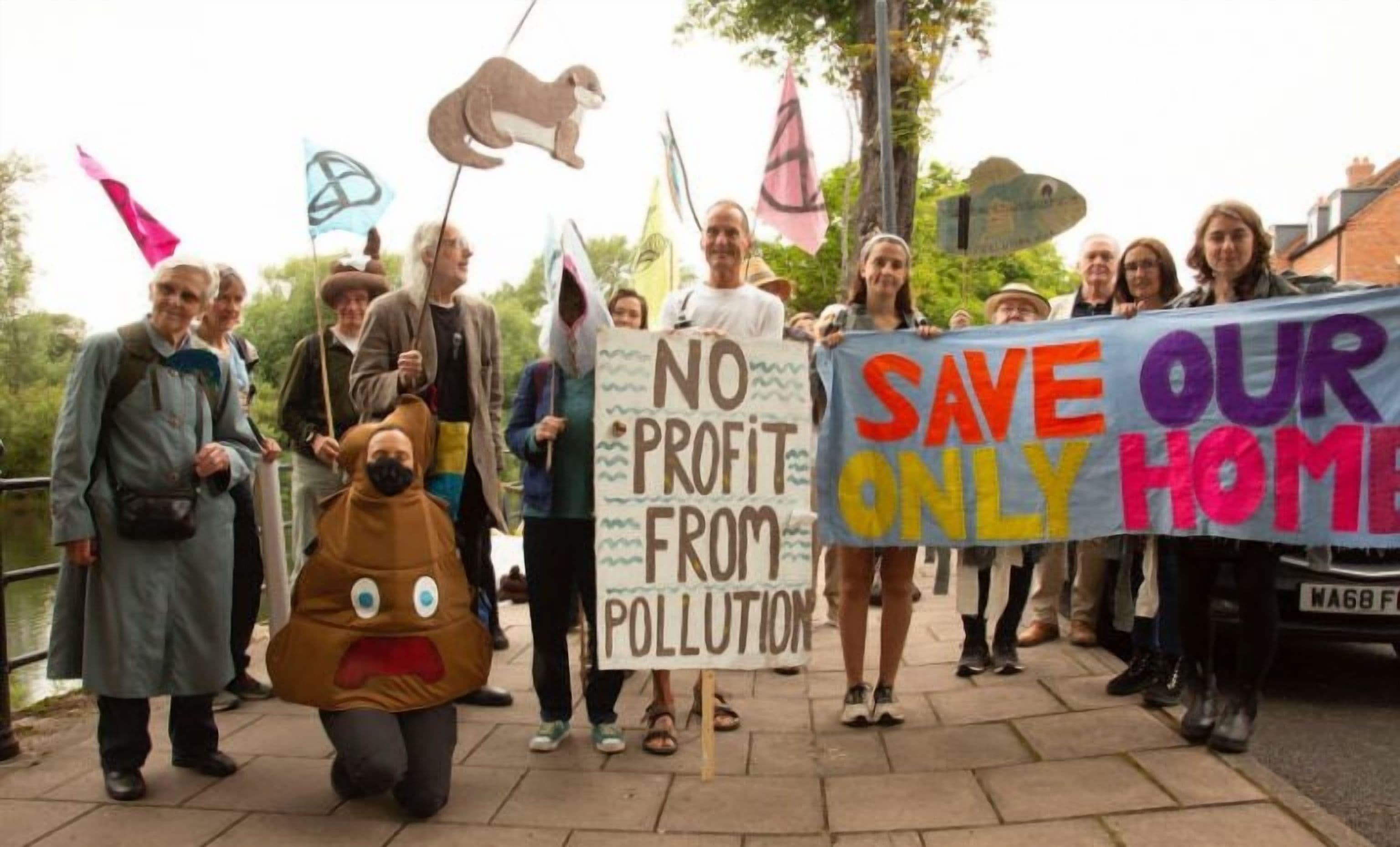 Protesters in Shrewsbury Highlight River Pollution