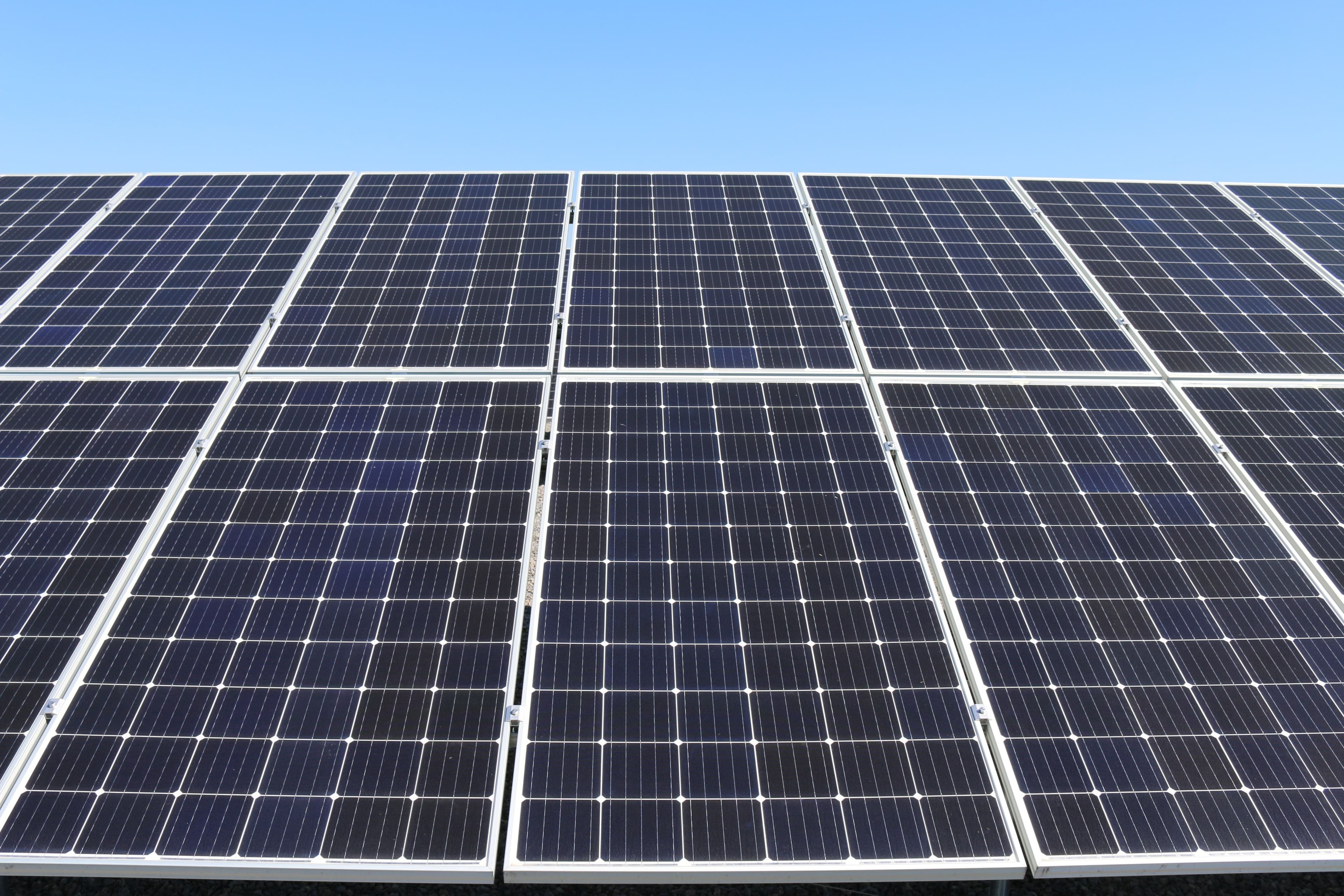 China's Pursuit of Carbon Goals is Helped by the Growth of Clean Energy, Says a Report