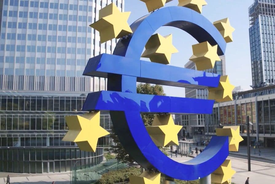 ECB Observes Only 15% of Banks Publish Data on Emissions