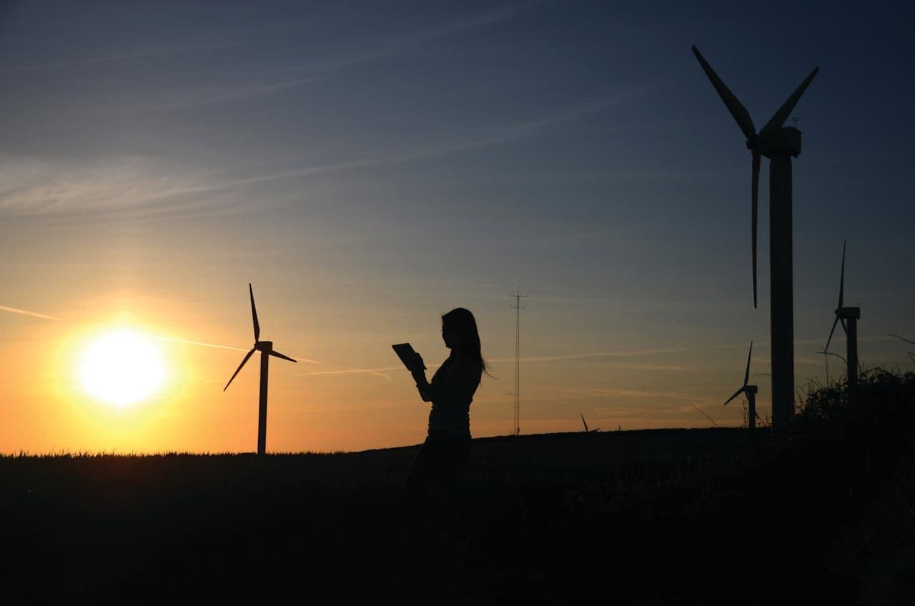 LONGi Showcases ESG Leadership in 2023 Report