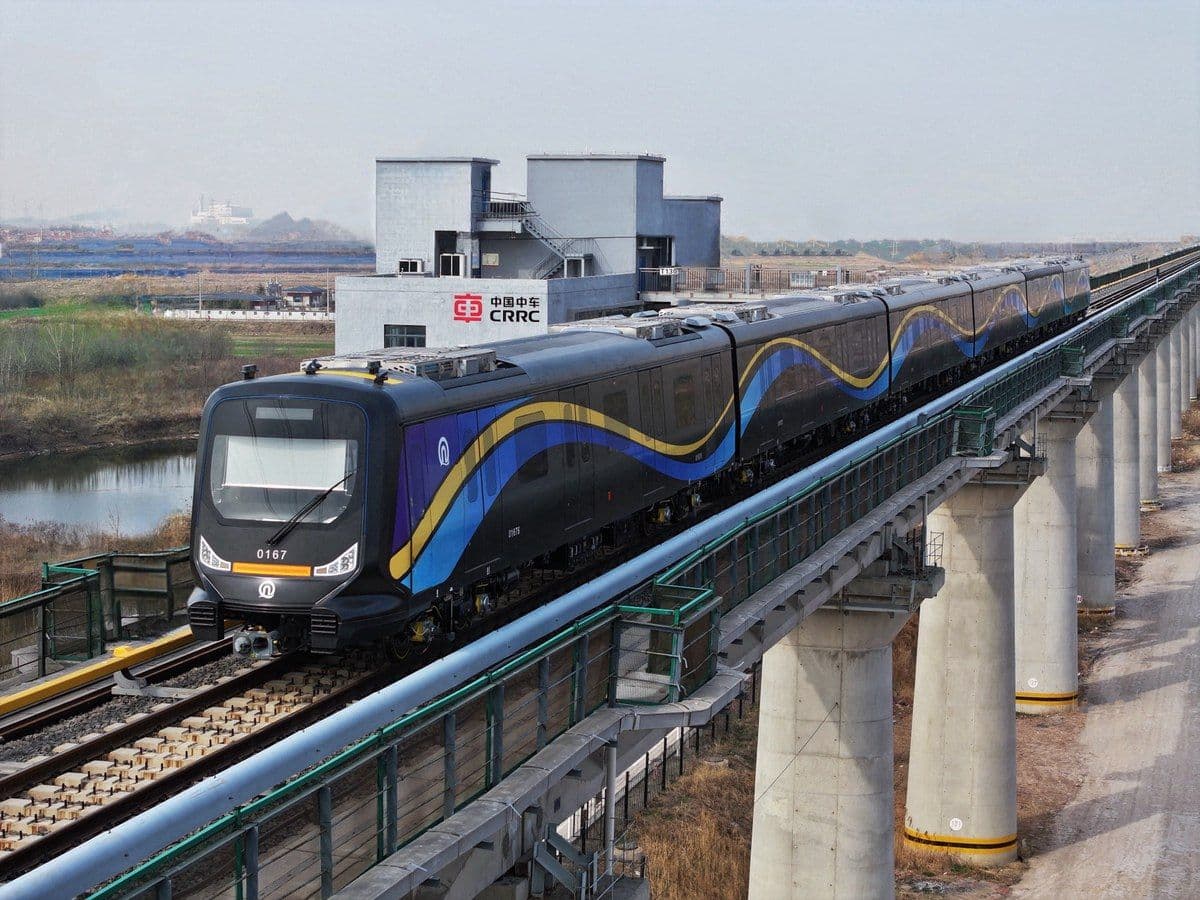 China Flags Off World's First Carbon Fibre Metro Train