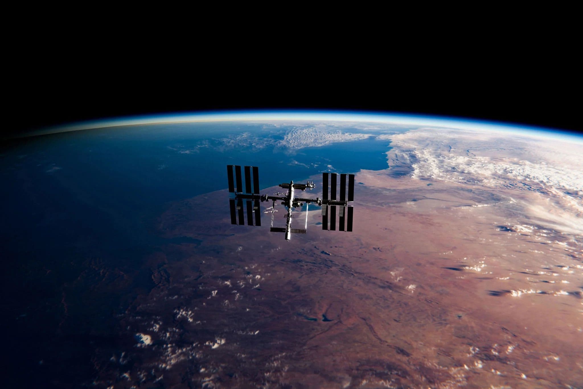 How Satellite Monitoring Supports ESG Initiatives Across Industries